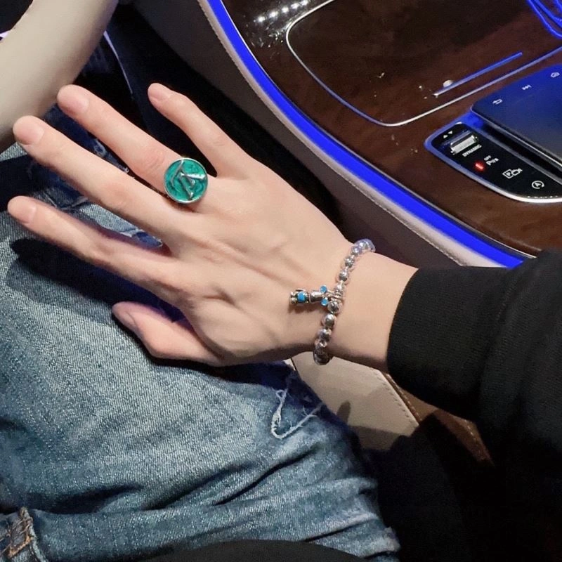 Louis Vuitton Bracelets Unique 250696