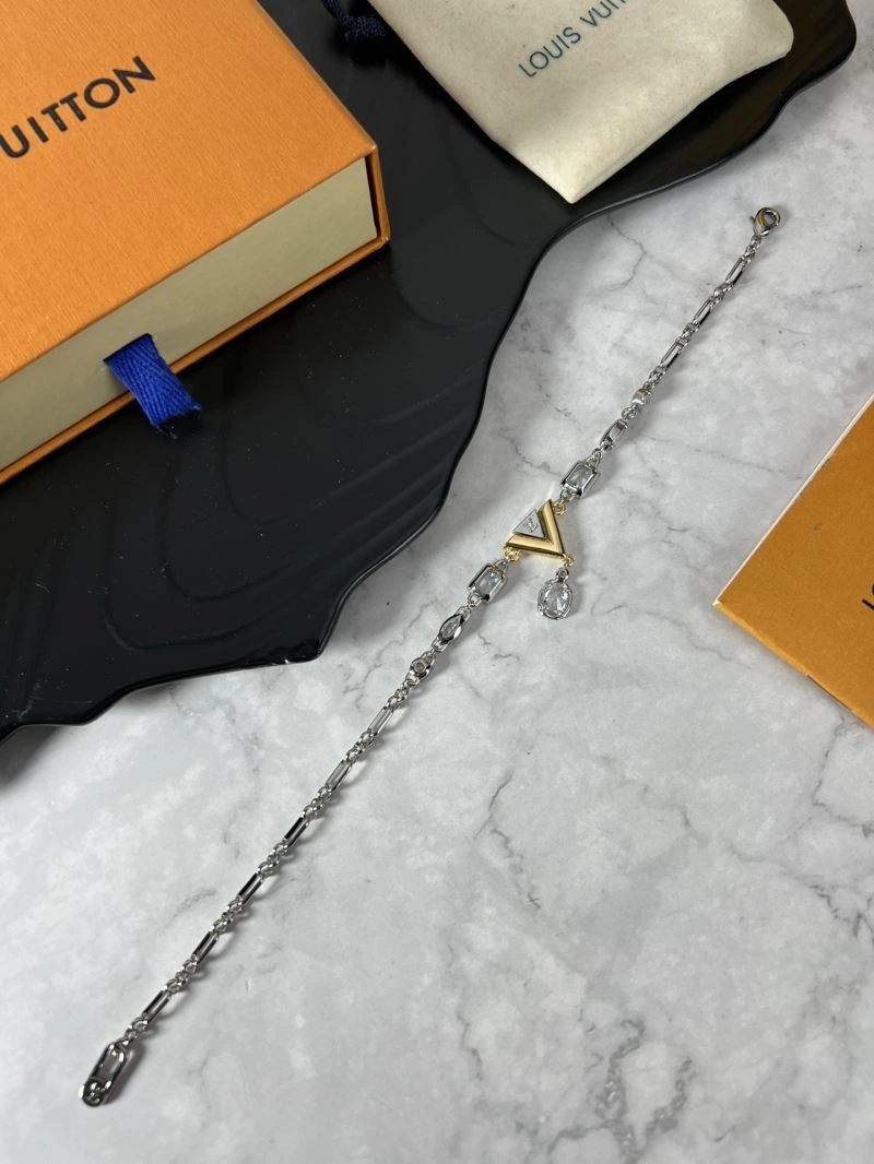 Louis Vuitton Bracelets Lightweight 250691