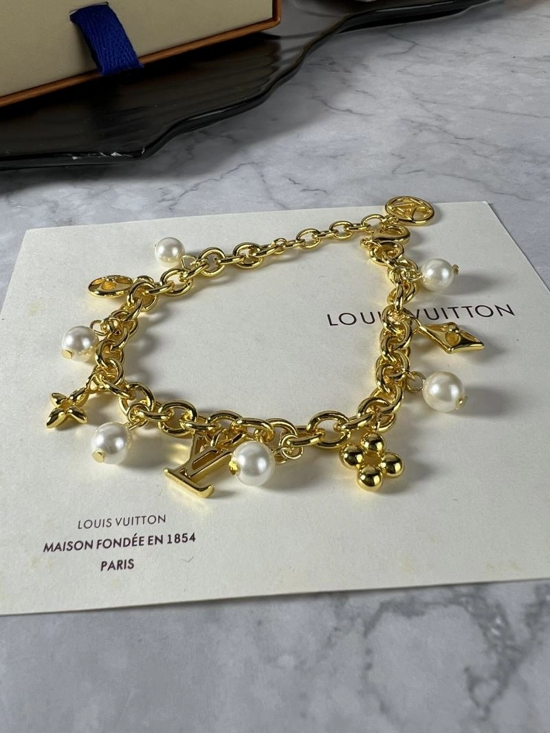 Louis Vuitton Bracelets Stretchable 250697