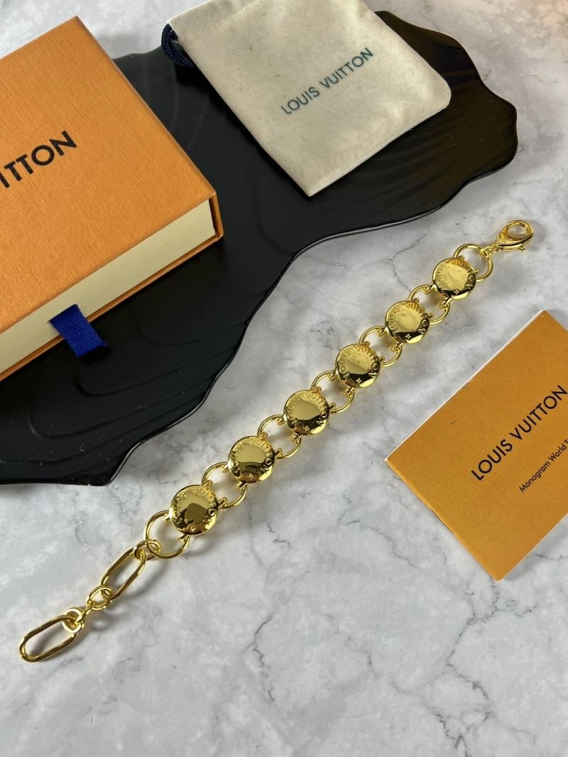 Louis Vuitton Bracelets UrbanChic 250688