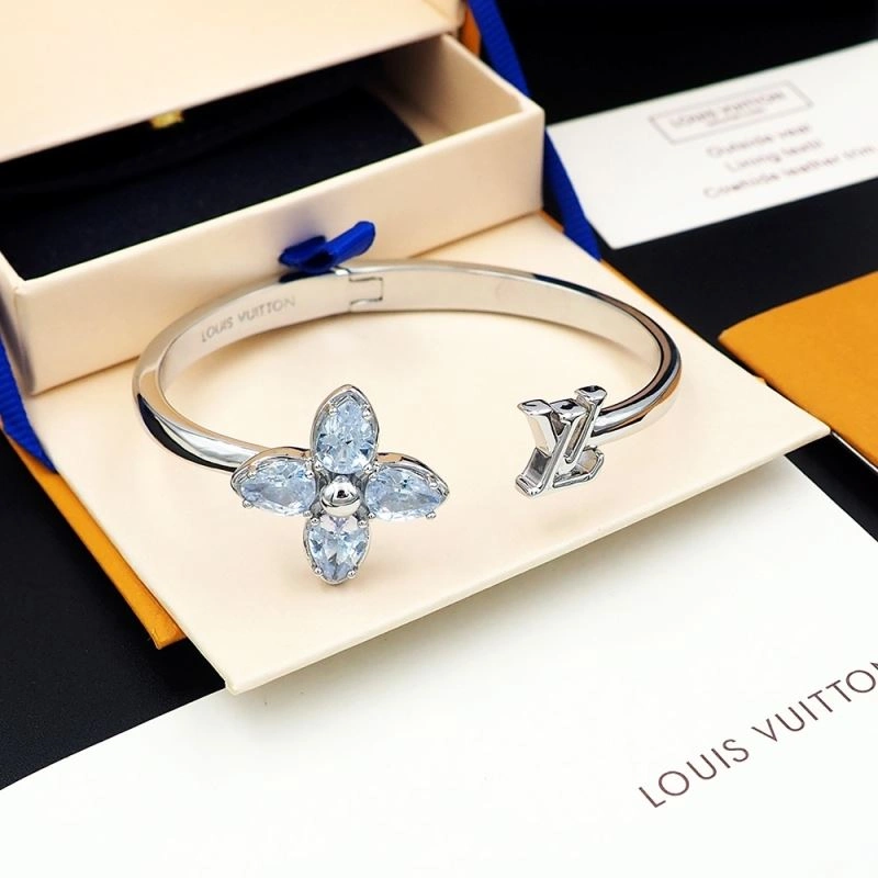 Louis Vuitton Bracelets SunProtective 250684