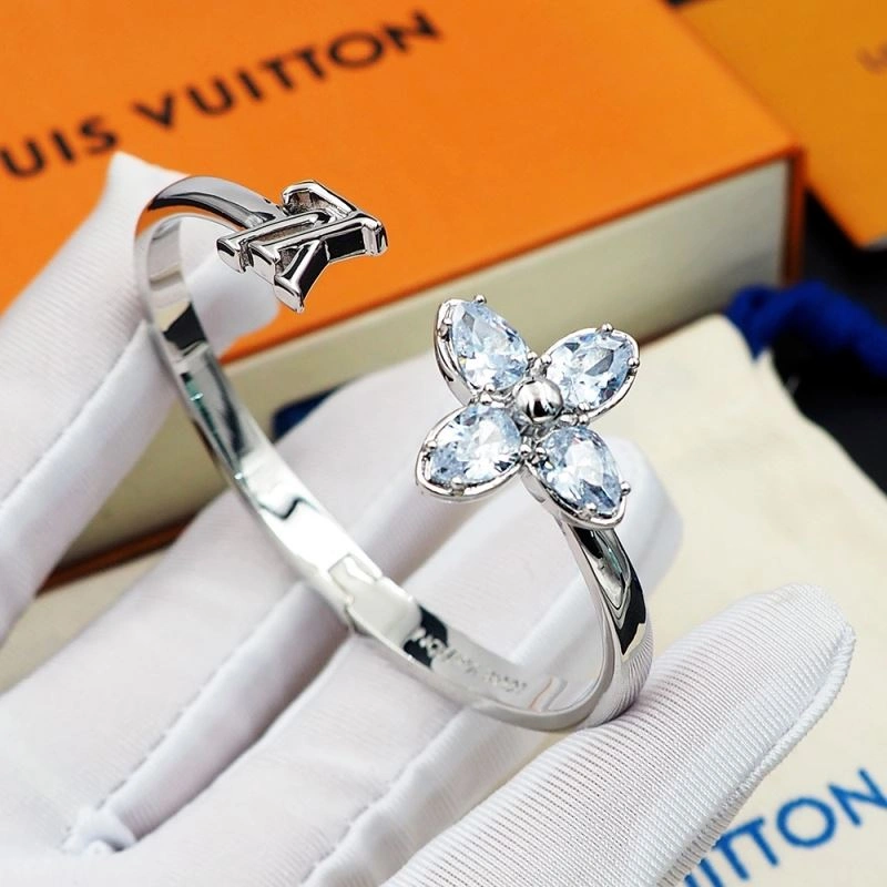 Louis Vuitton Bracelets SunProtective 250684