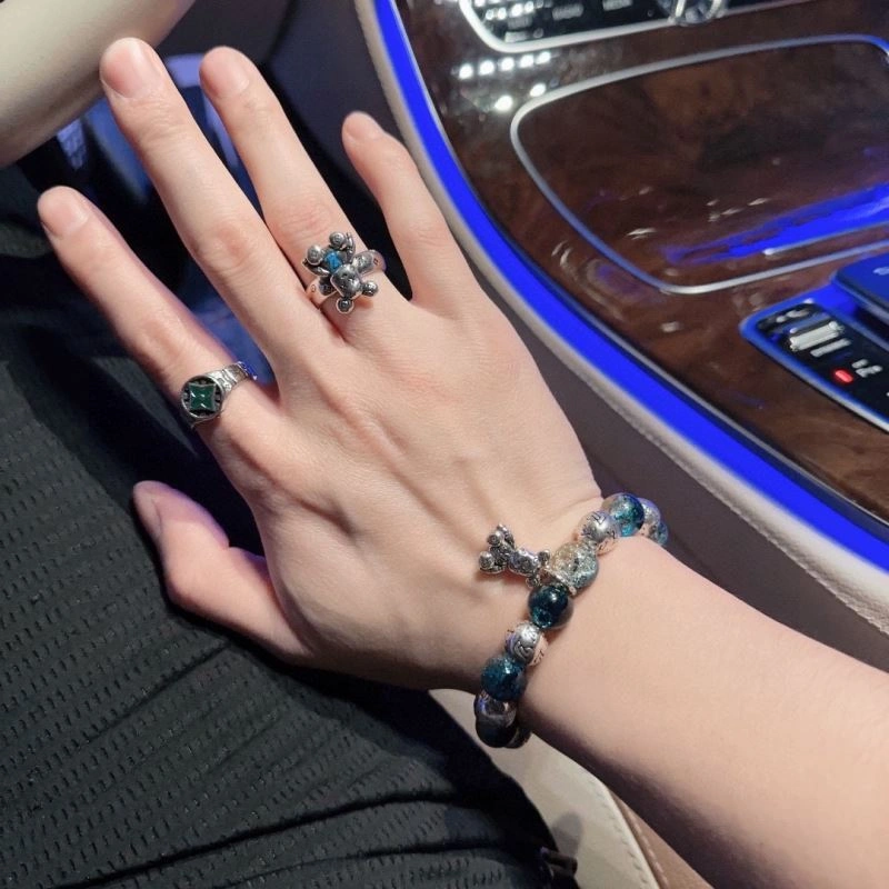 StreetReady Louis Vuitton Bracelets 250680