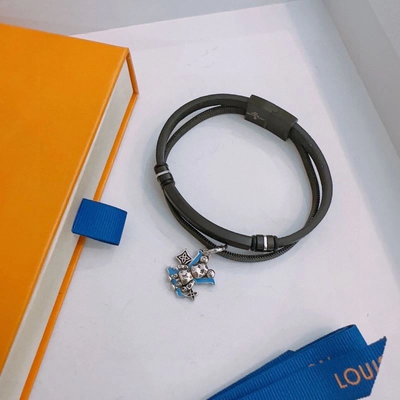 Louis Vuitton Bracelets Comfortable 250679