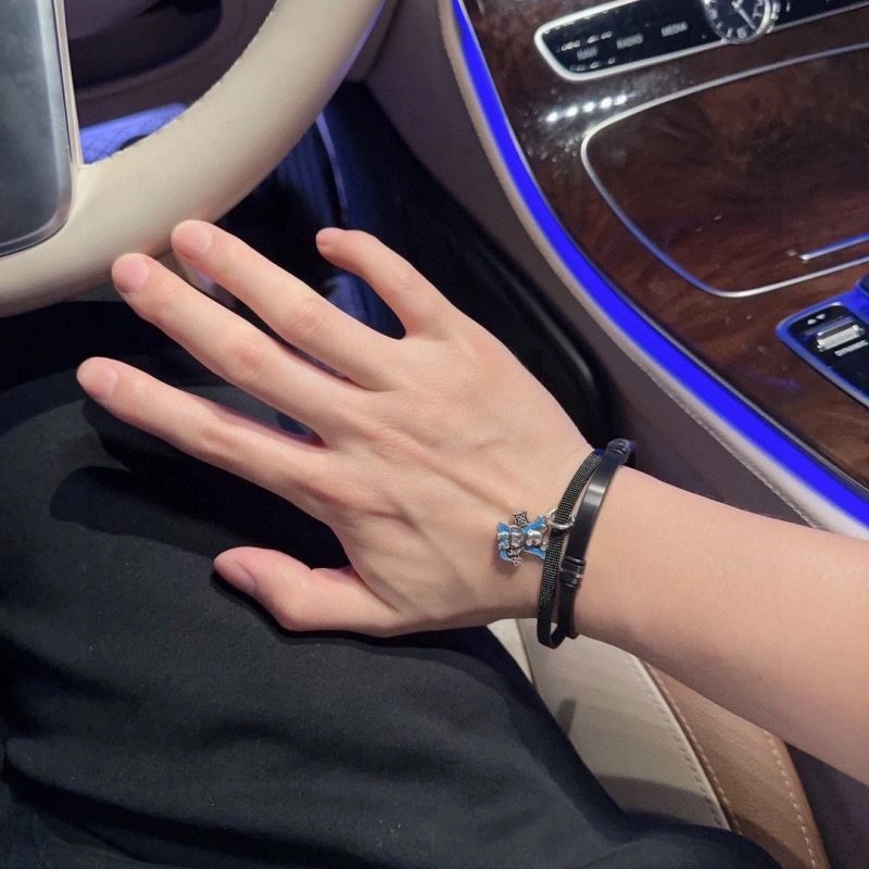 Louis Vuitton Bracelets Comfortable 250679