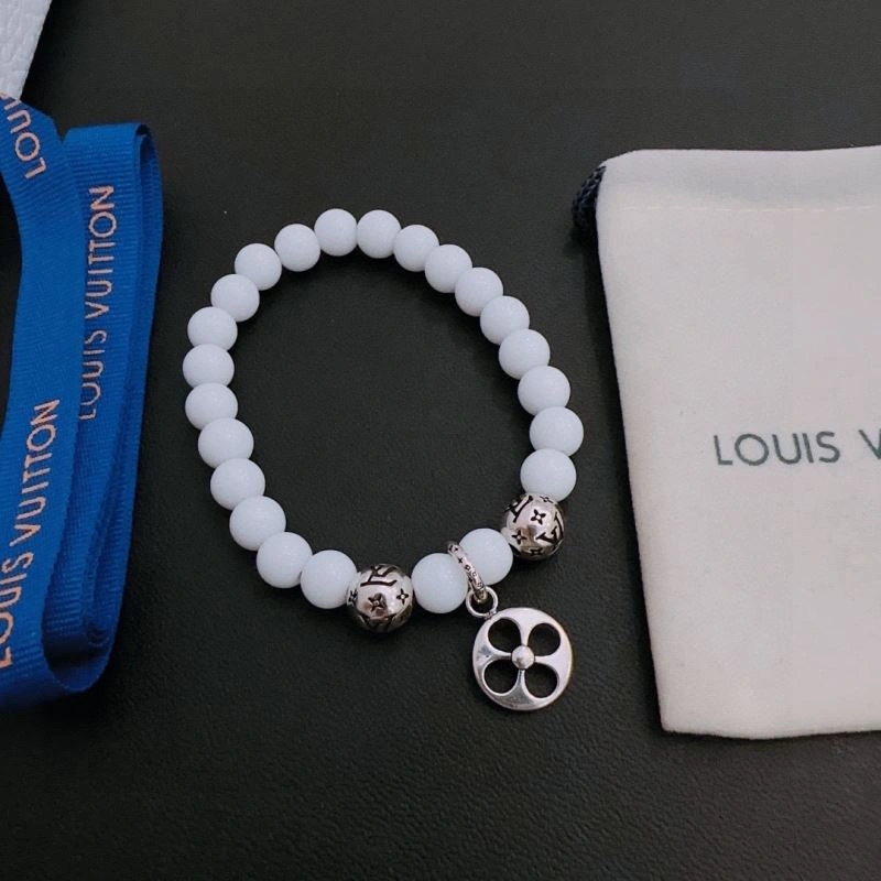 ZeroBulk Louis Vuitton Bracelets 250681
