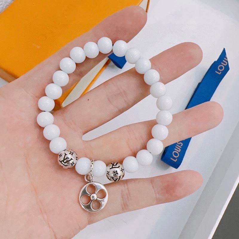ZeroBulk Louis Vuitton Bracelets 250681