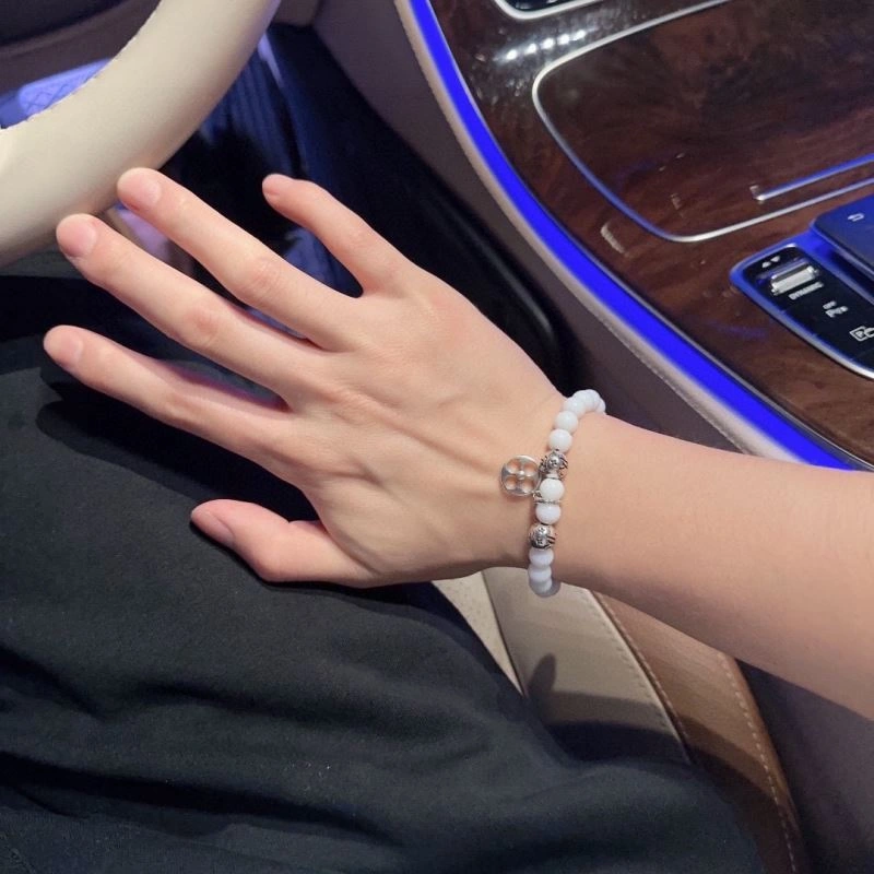 ZeroBulk Louis Vuitton Bracelets 250681
