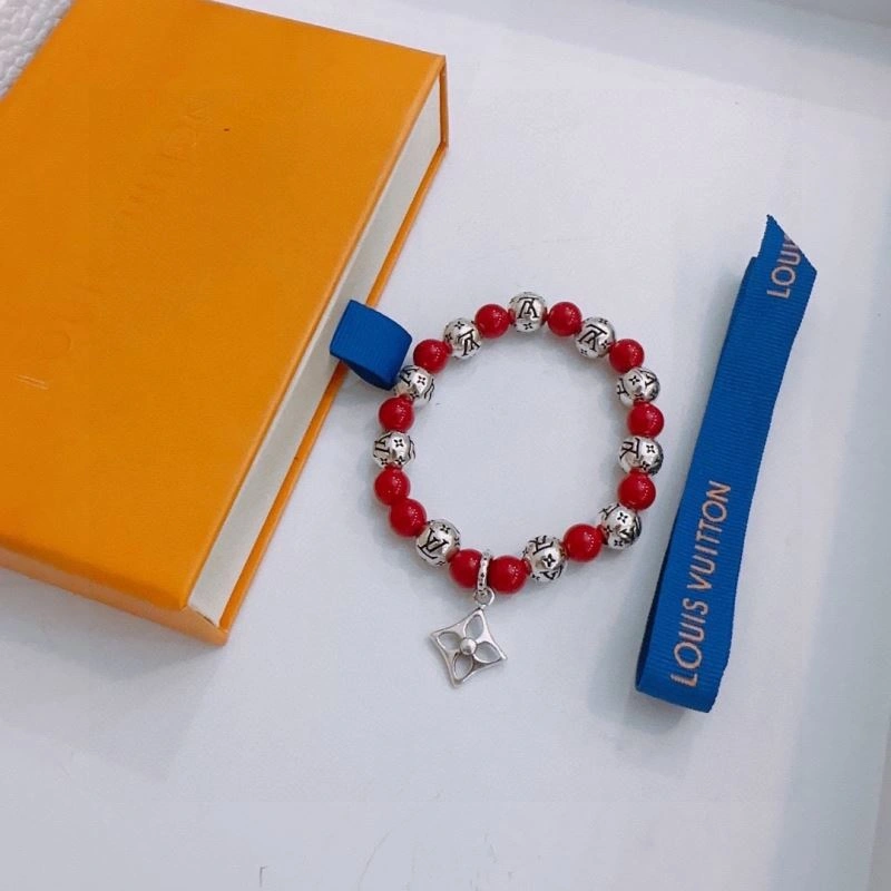 WellDesigned Louis Vuitton Bracelets 250657
