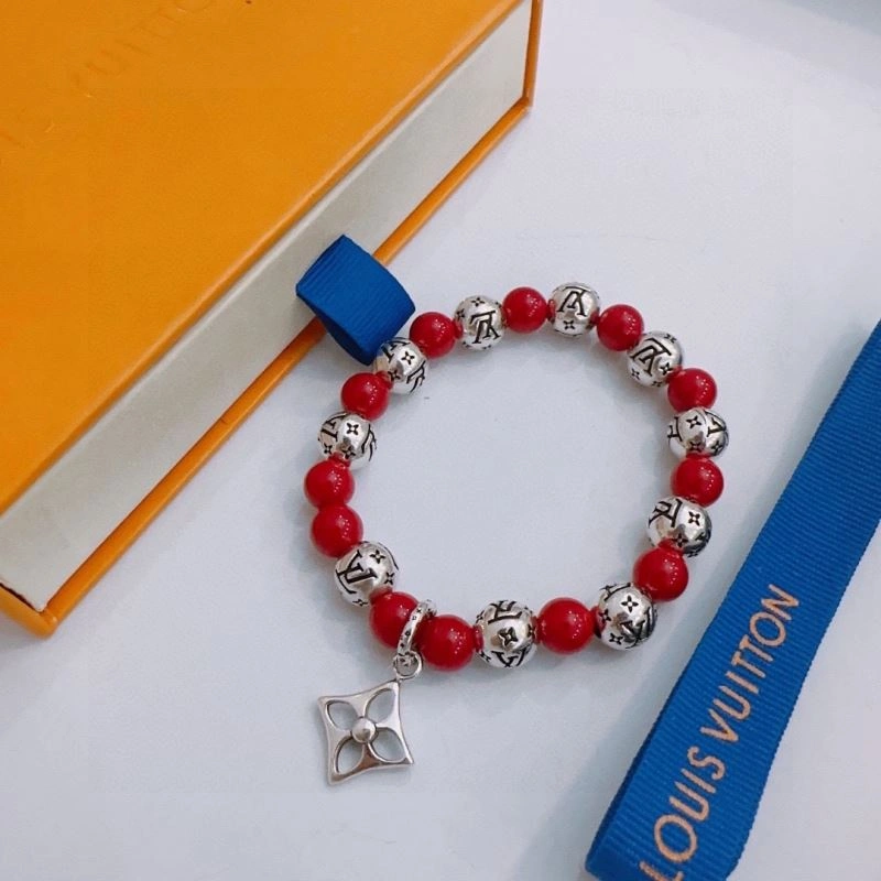 WellDesigned Louis Vuitton Bracelets 250657