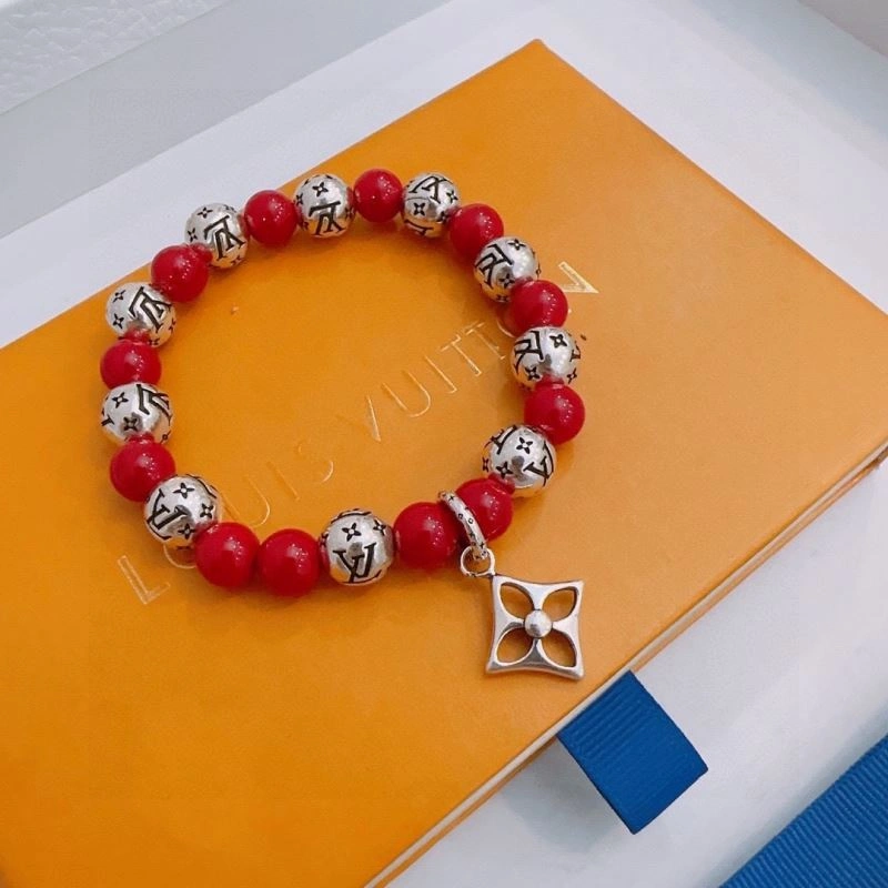WellDesigned Louis Vuitton Bracelets 250657
