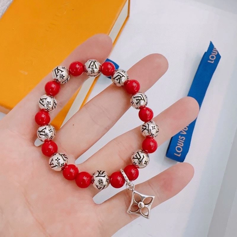WellDesigned Louis Vuitton Bracelets 250657