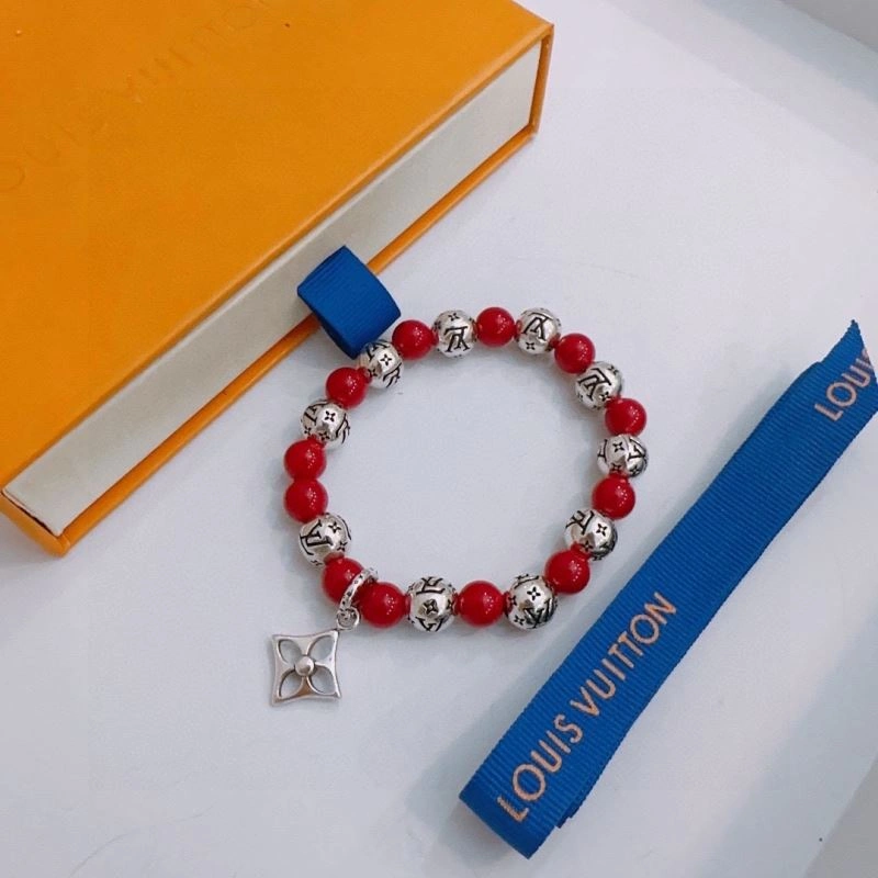 WellDesigned Louis Vuitton Bracelets 250657