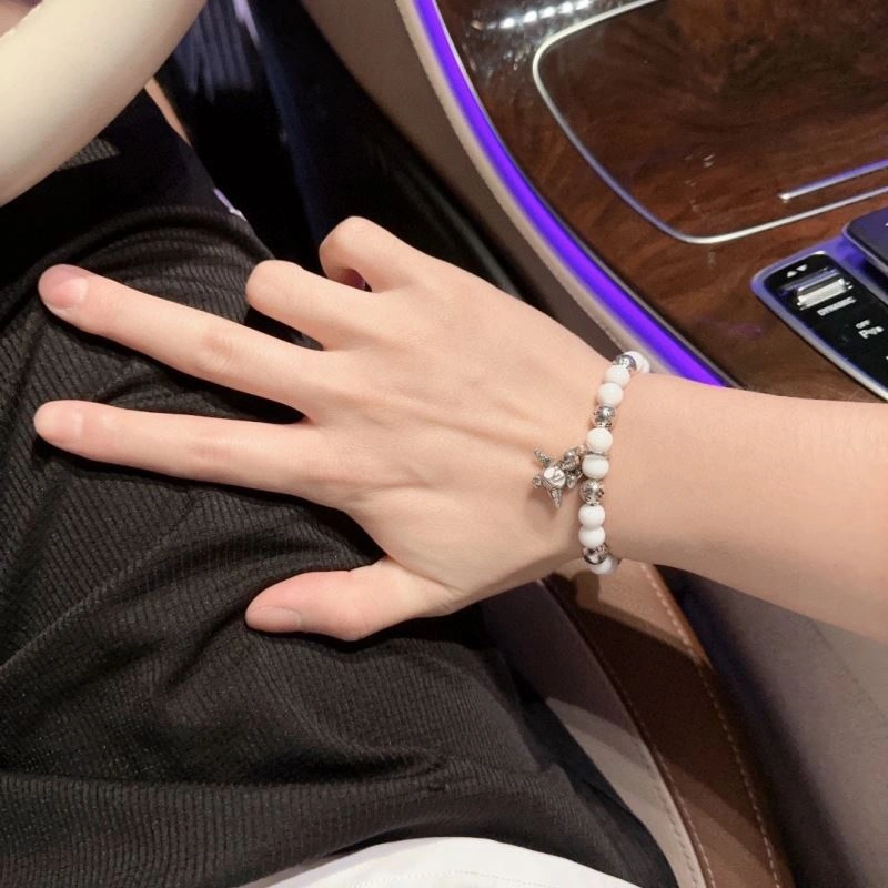 FlexibleFit Louis Vuitton Bracelets 250338