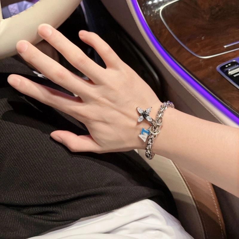 Louis Vuitton Bracelets SunProtective 250330