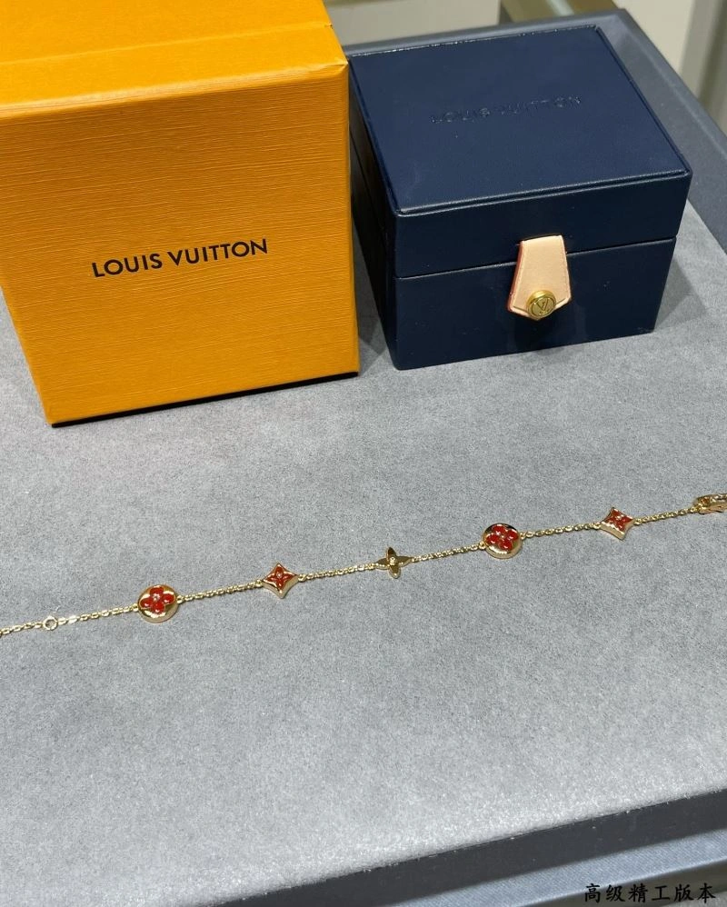 Chic Louis Vuitton Bracelets 250347