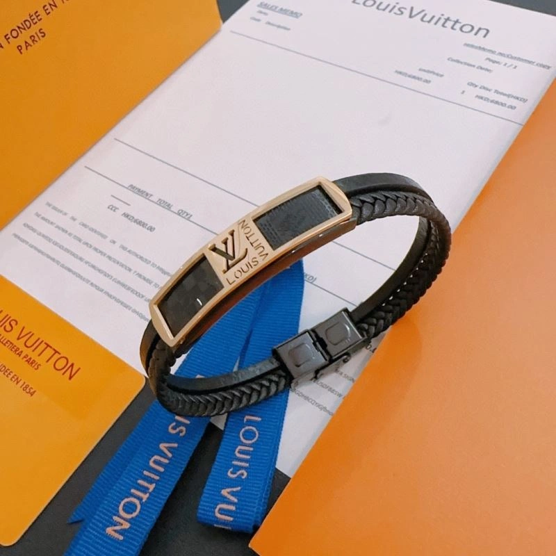 Louis Vuitton Bracelets RelaxedFit 250321