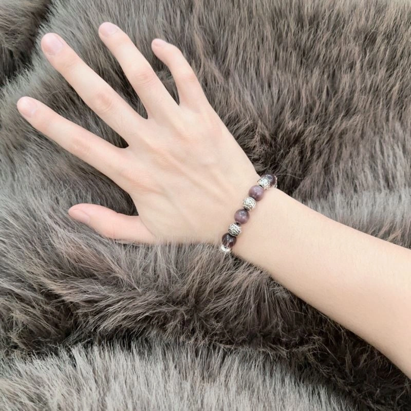 Snug Louis Vuitton Bracelets 250340