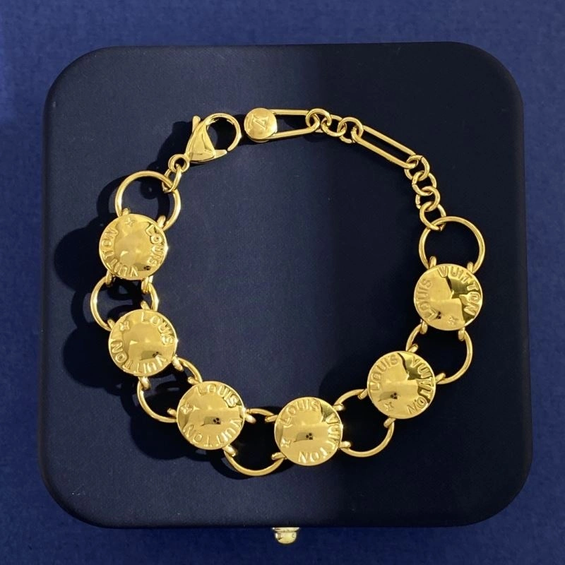 MultiPurpose Louis Vuitton Bracelets 250311