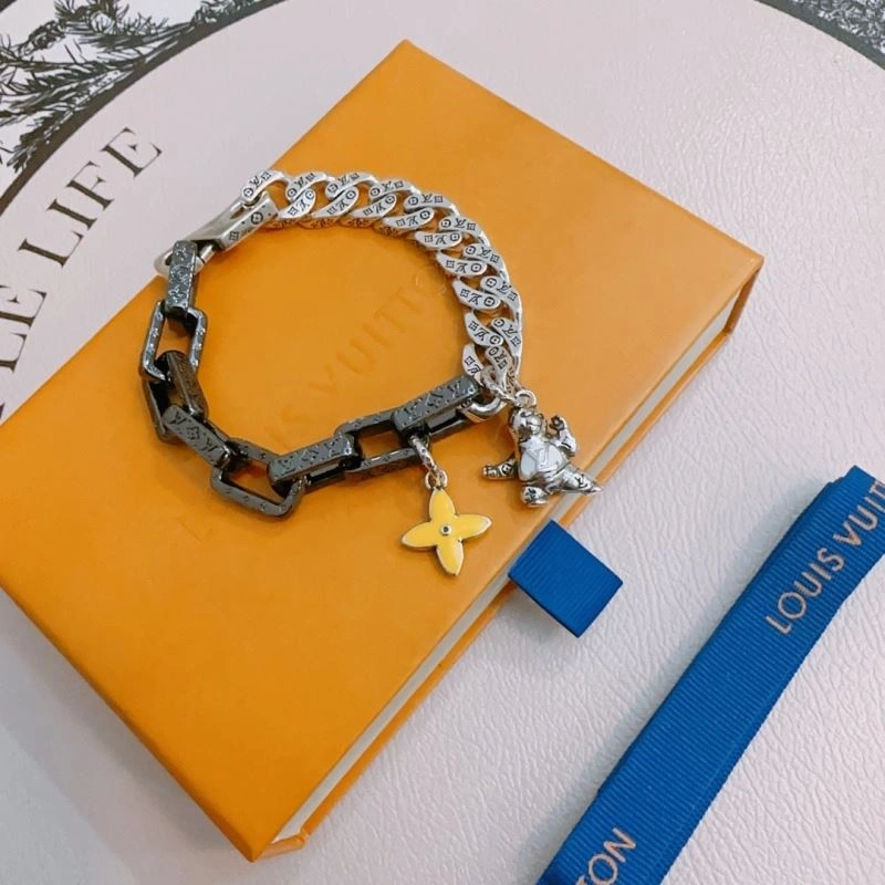 Louis Vuitton Bracelets DailyWear 250296