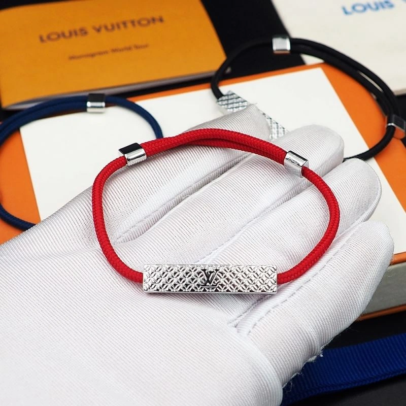 Louis Vuitton Bracelets TimelessDesign 250309
