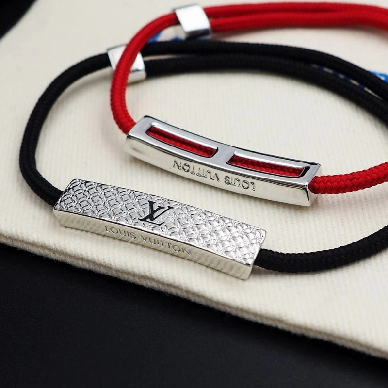 Louis Vuitton Bracelets TimelessDesign 250309