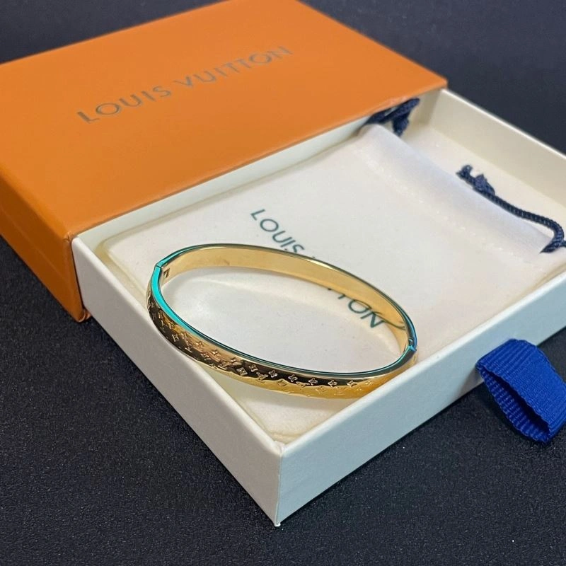 Seasonal Louis Vuitton Bracelets 250303