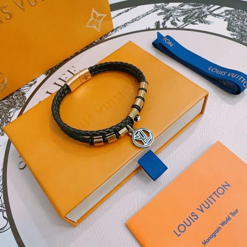 FashionForward Louis Vuitton Bracelets 250274