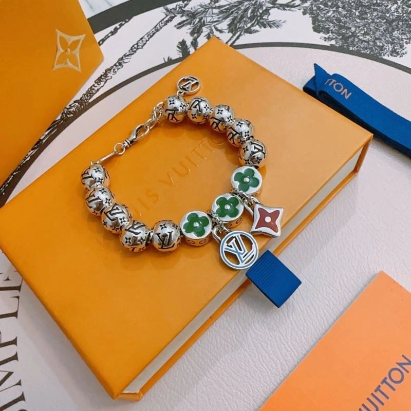 Louis Vuitton Bracelets Popular 250270