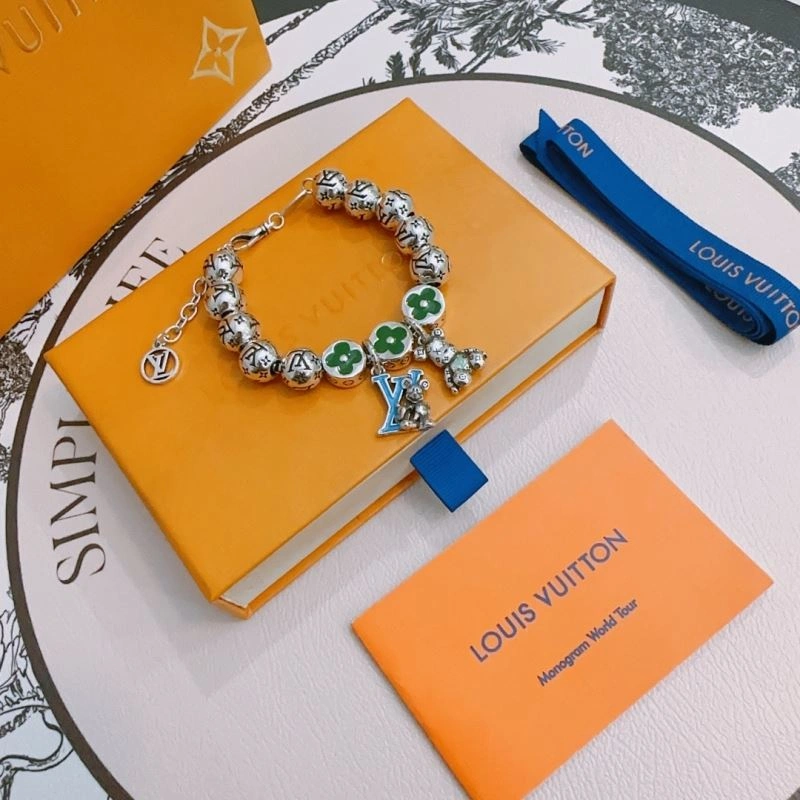 Flexible Louis Vuitton Bracelets 250269