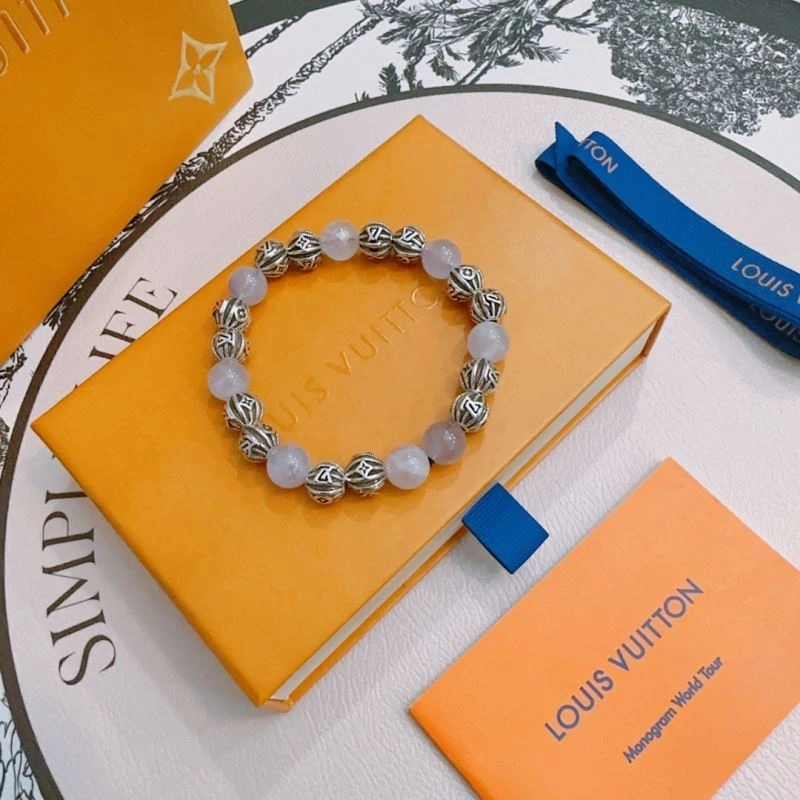 Classic Louis Vuitton Bracelets 250268