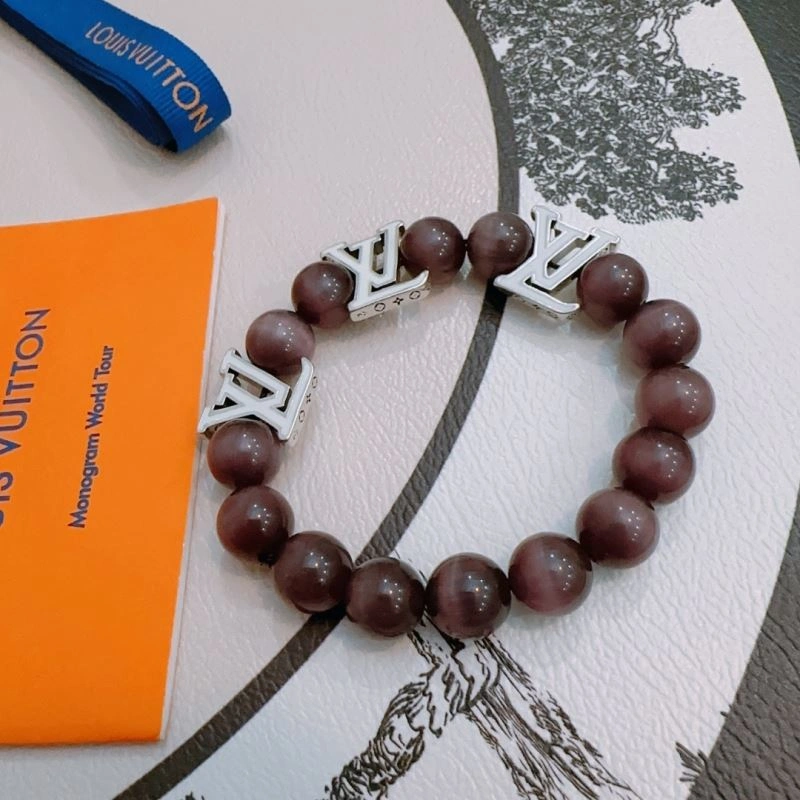 Louis Vuitton Bracelets Attractive 250258