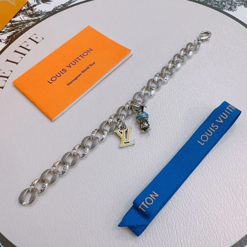 Louis Vuitton Bracelets Durable 250261