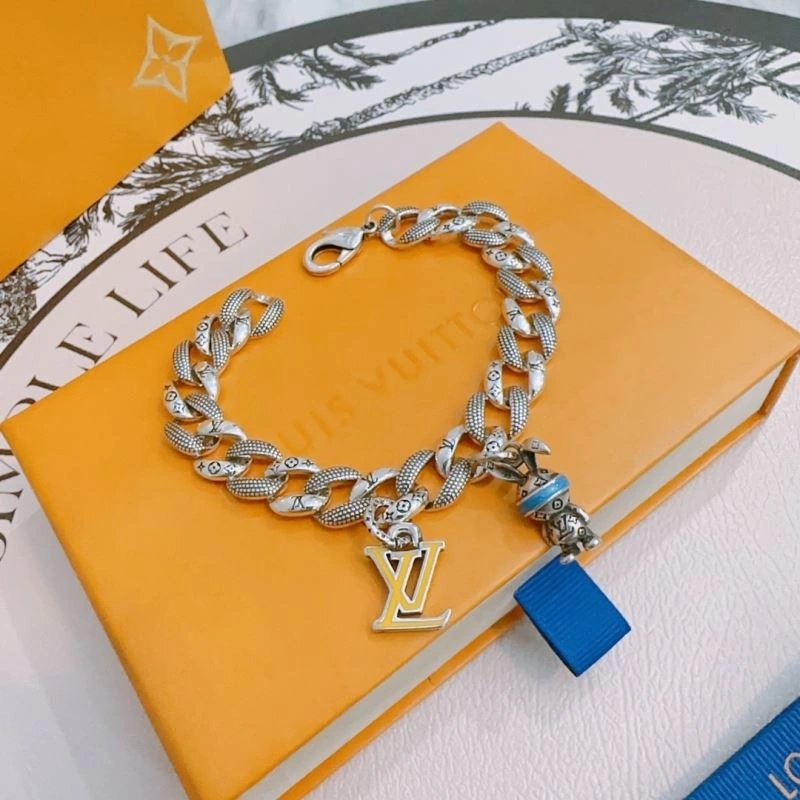 Louis Vuitton Bracelets Durable 250261