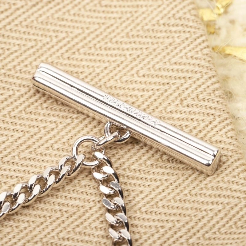 Modern Louis Vuitton Bracelets 250249