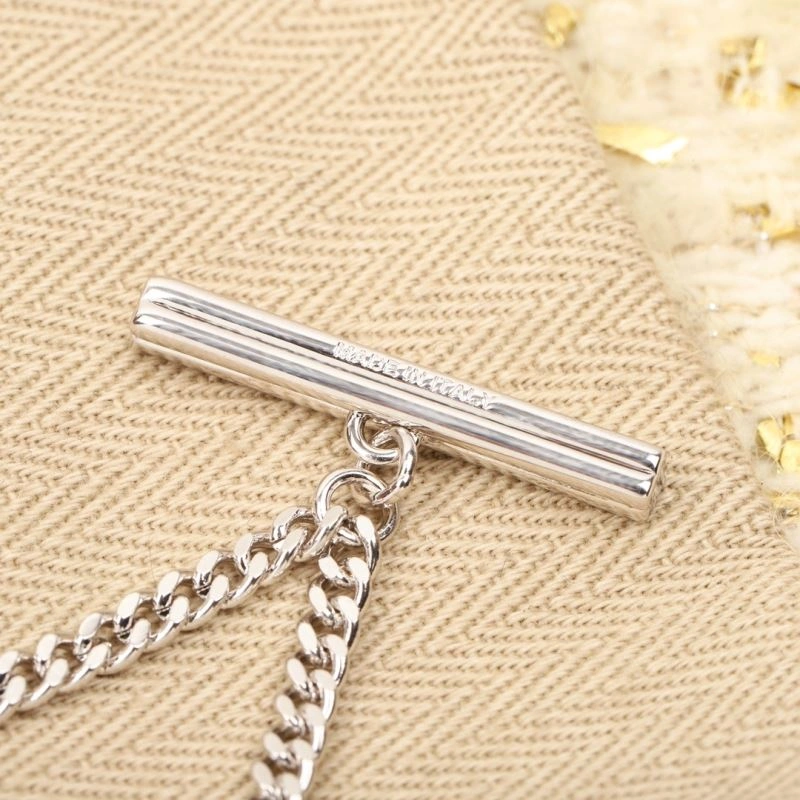 Modern Louis Vuitton Bracelets 250249