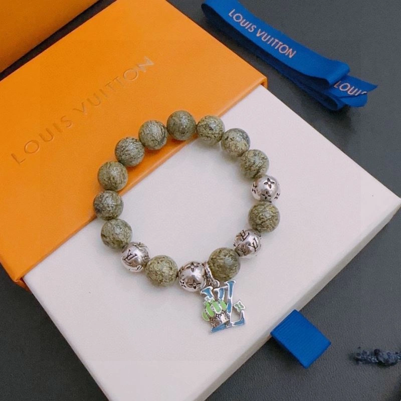 Louis Vuitton Bracelets TechFriendly 250255