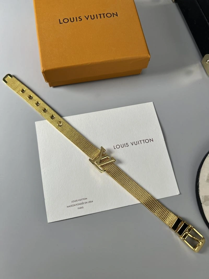 Supportive Louis Vuitton Bracelets 250245