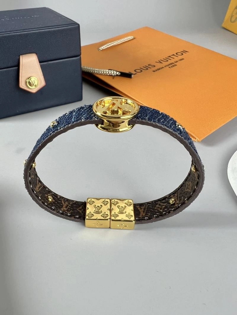 WaterResistant Louis Vuitton Bracelets 250241