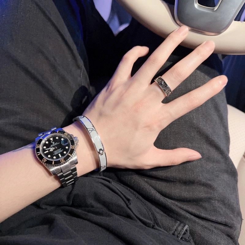 Louis Vuitton Bracelets NewStyle 250235