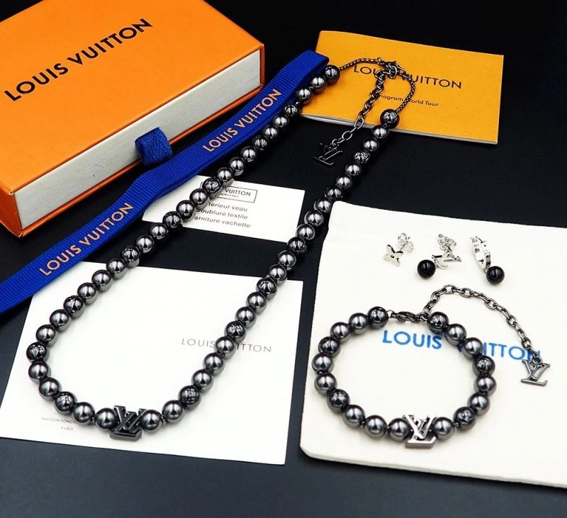 Louis Vuitton Bracelets WaterResistant 250231
