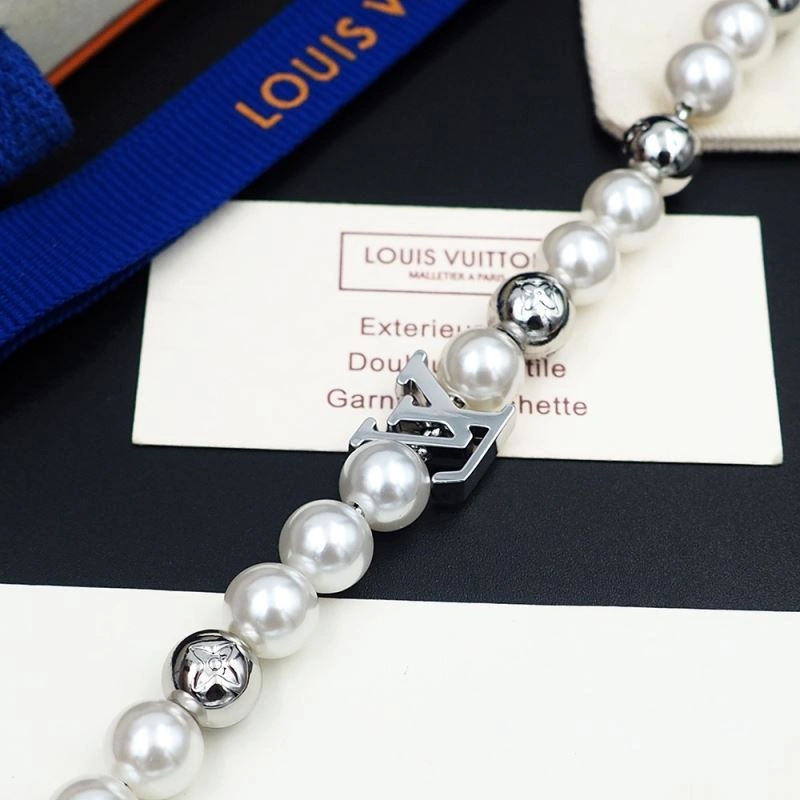 Louis Vuitton Bracelets Resilient 250224