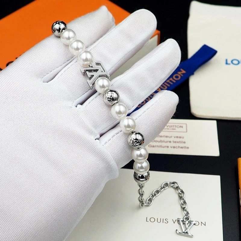 Louis Vuitton Bracelets Resilient 250224