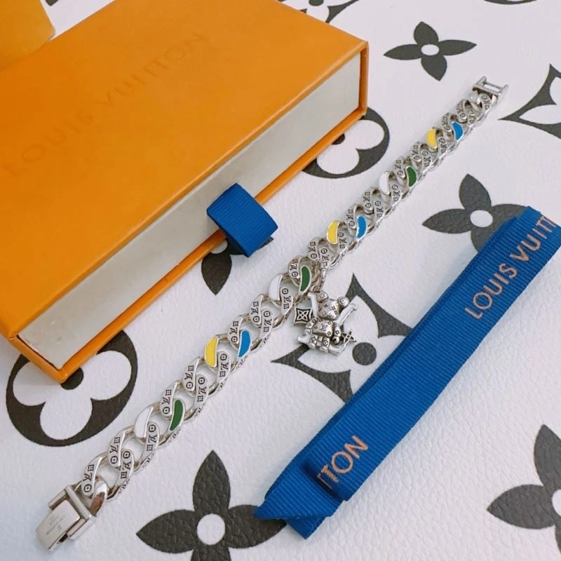 Youthful Louis Vuitton Bracelets 250216
