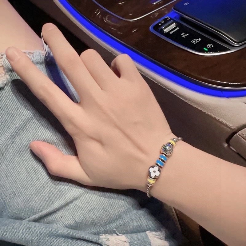 Louis Vuitton Bracelets Efficient 249988