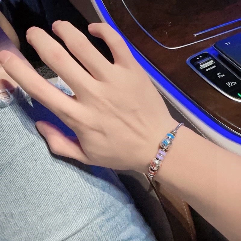Louis Vuitton Bracelets Unique 249981