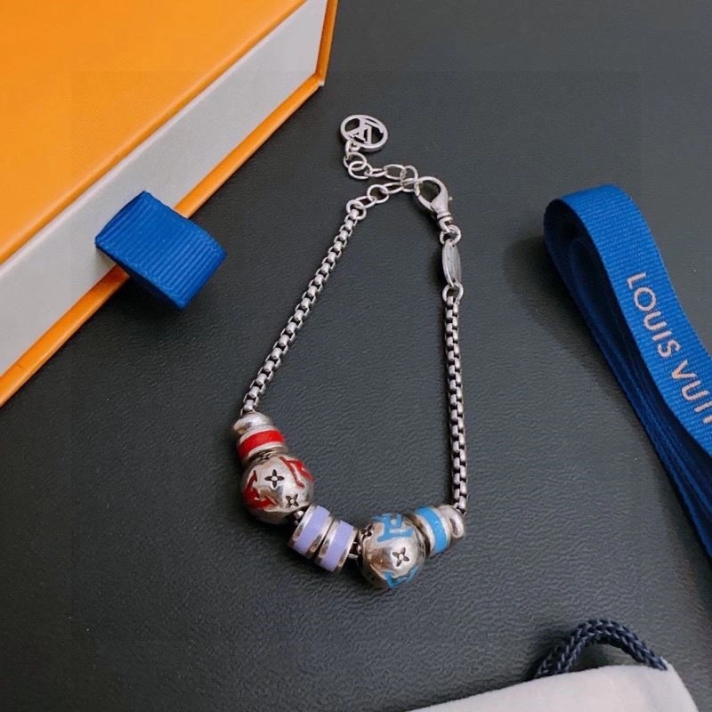 Louis Vuitton Bracelets Unique 249981