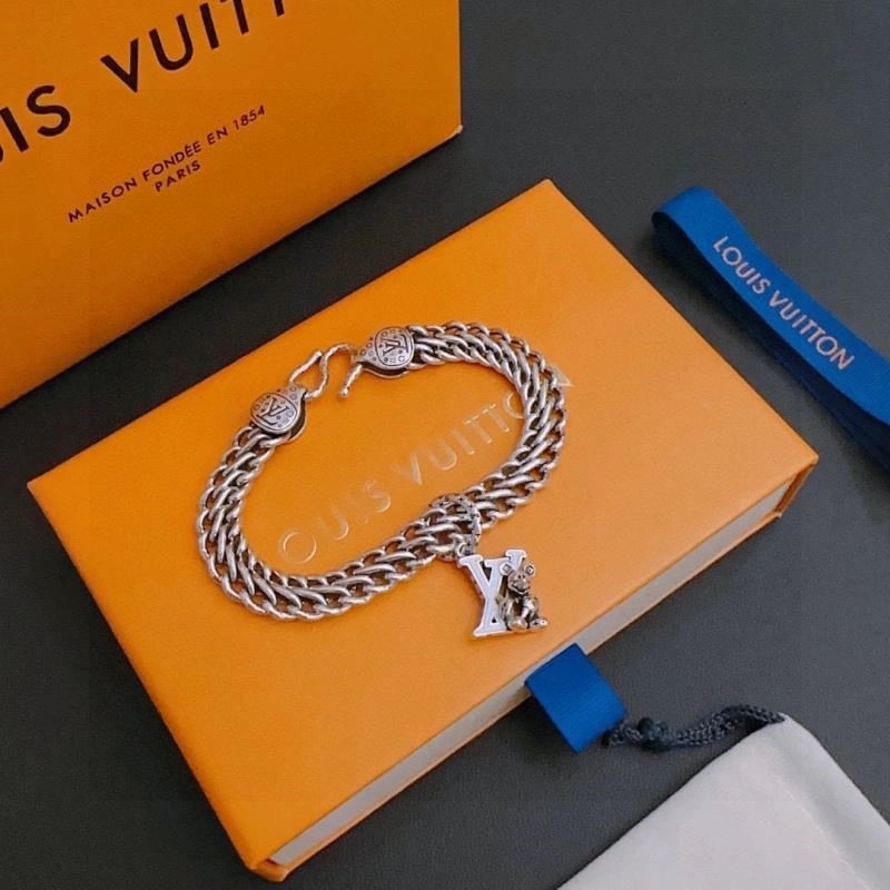 Seasonal Louis Vuitton Bracelets 249982