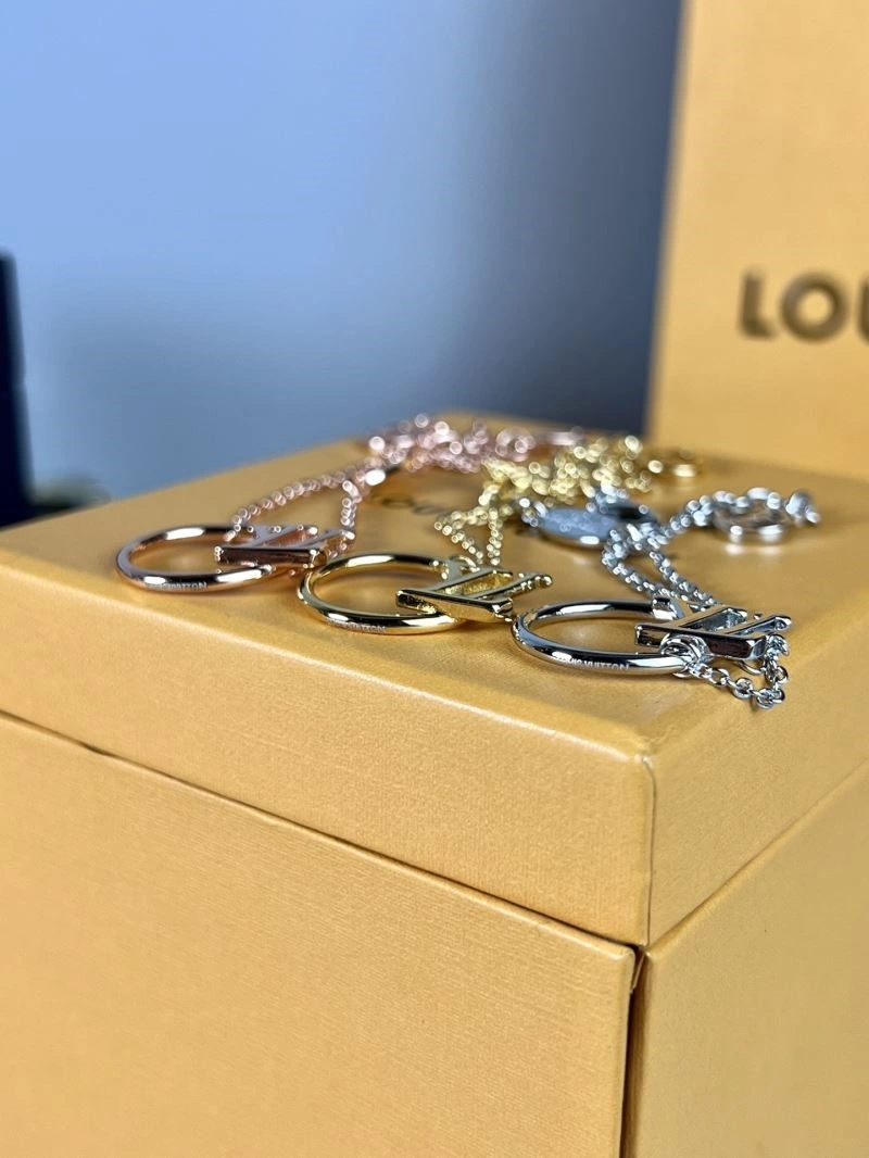 Louis Vuitton Bracelets DailyWear 249985