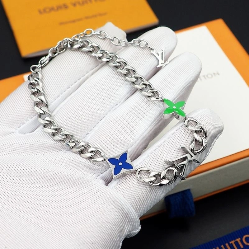 Lightweight Louis Vuitton Bracelets 249947